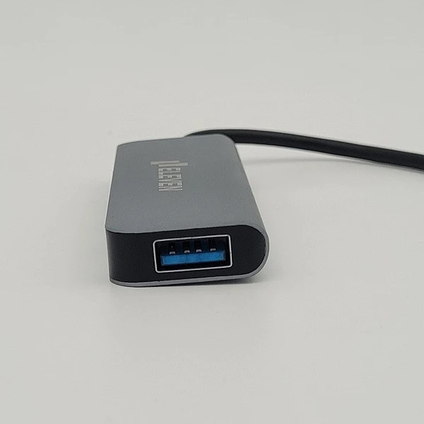 هاب ایلون H801 🔌 با طراحی سبک و جمعوجور 💼 برای اتصال همزمان فلش، هارد و ماوس 💻