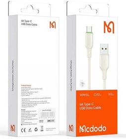 نمای نزدیک از کانکتور فلزی کابل McDODO CA-2271