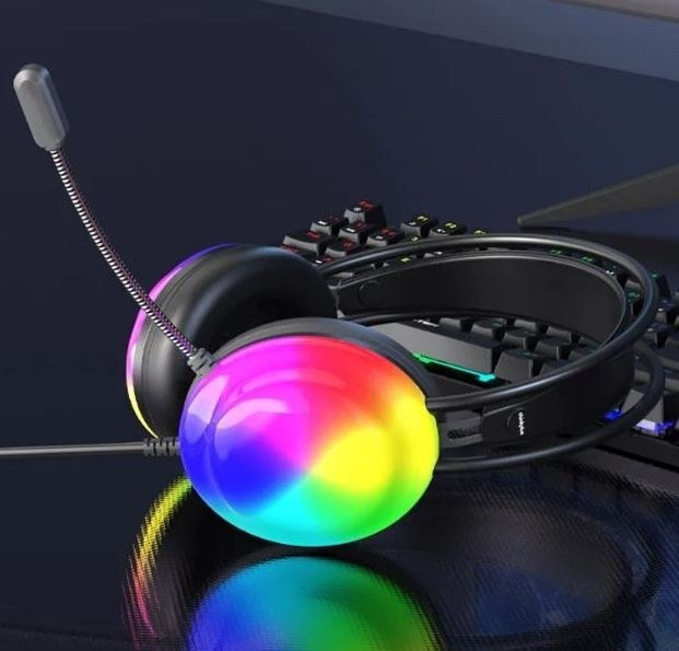 بررسی طراحی هدفون G602